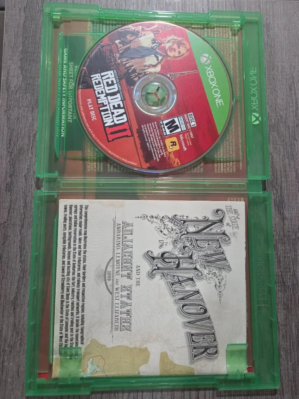 Red Dead Redemption II – Xbox One – EUC (Includes Map)